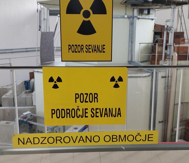SODELOVANJE Z INŠTITUTOM JOŽEF ŠTEFAN PRI POUKU IZBIRNEGA PREDMETA POSKUSI V KEMIJI